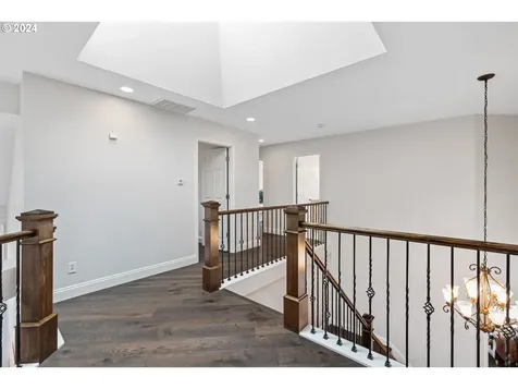 5831 Suncreek Drive Lake Oswego OR 97035