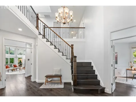 5831 Suncreek Drive Lake Oswego OR 97035