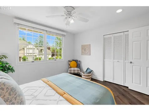 5831 Suncreek Drive Lake Oswego OR 97035