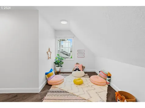 5831 Suncreek Drive Lake Oswego OR 97035