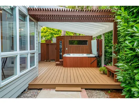 5831 Suncreek Drive Lake Oswego OR 97035