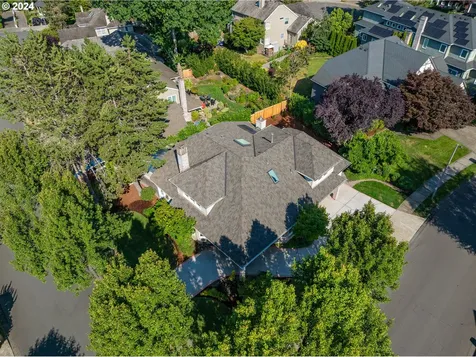 5831 Suncreek Drive Lake Oswego OR 97035