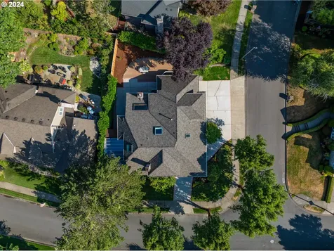 5831 Suncreek Drive Lake Oswego OR 97035
