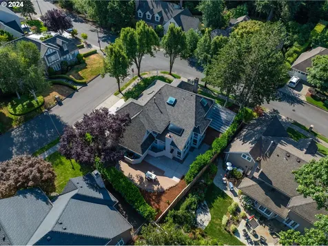 5831 Suncreek Drive Lake Oswego OR 97035