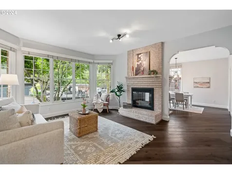 5831 Suncreek Drive Lake Oswego OR 97035
