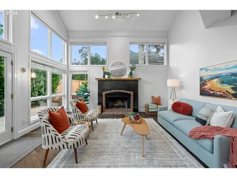 5831 Suncreek Drive Lake Oswego OR 97035