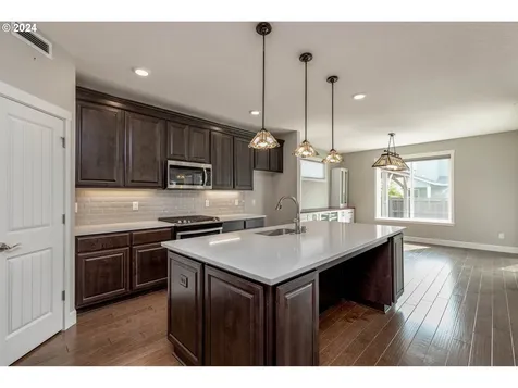 16617 NE 97th Street Vancouver WA 98682