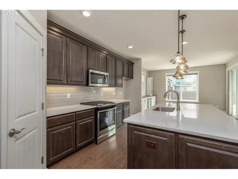 16617 NE 97th Street Vancouver WA 98682