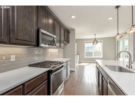 16617 NE 97th Street Vancouver WA 98682