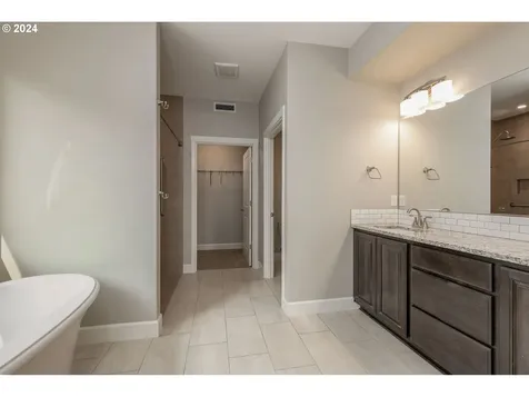 16617 NE 97th Street Vancouver WA 98682