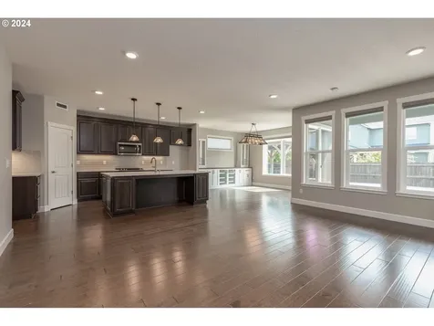 16617 NE 97th Street Vancouver WA 98682