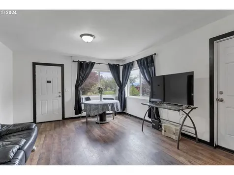 840 Cascade Drive Lebanon OR 97355