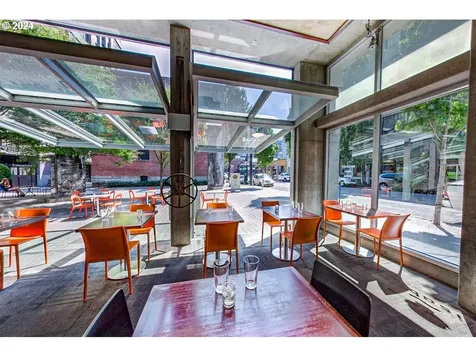 330 NW 10th Avenue Portland OR 97209