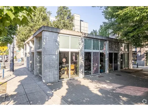 330 NW 10th Avenue Portland OR 97209