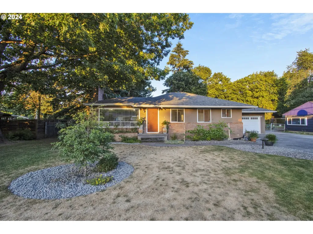 1698 Ne 137th Avenue Portland OR 97230