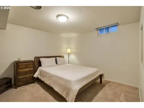 1698 Ne 137th Avenue Portland OR 97230