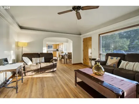 1698 Ne 137th Avenue Portland OR 97230