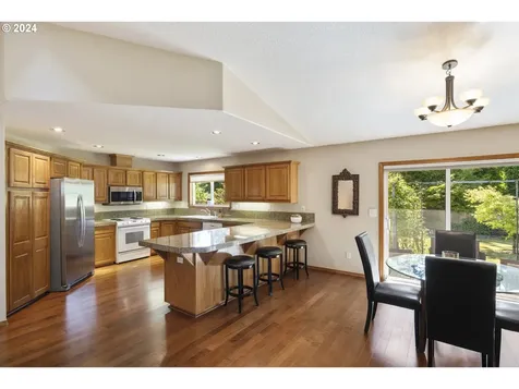 14744 Se Brackenbush Road Clackamas OR 97015