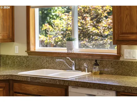 14744 Se Brackenbush Road Clackamas OR 97015