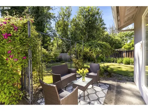 14744 Se Brackenbush Road Clackamas OR 97015