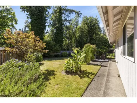 14744 Se Brackenbush Road Clackamas OR 97015