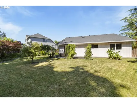 14744 Se Brackenbush Road Clackamas OR 97015