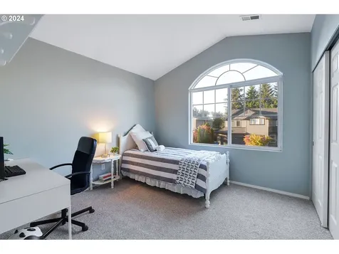 18809 SE 21st Street Vancouver WA 98683