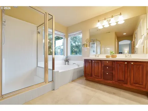 18809 SE 21st Street Vancouver WA 98683
