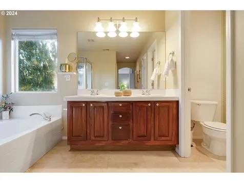 18809 SE 21st Street Vancouver WA 98683