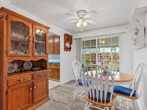 1474 Country Club Circle Woodburn OR 97071