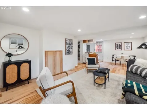 7207 Ne Skidmore Street Portland OR 97218
