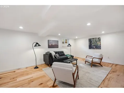 7207 Ne Skidmore Street Portland OR 97218