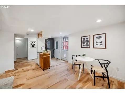 7207 Ne Skidmore Street Portland OR 97218