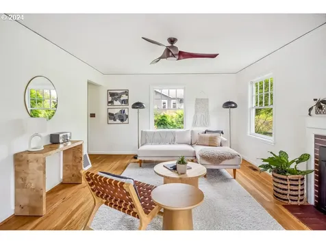 7207 Ne Skidmore Street Portland OR 97218