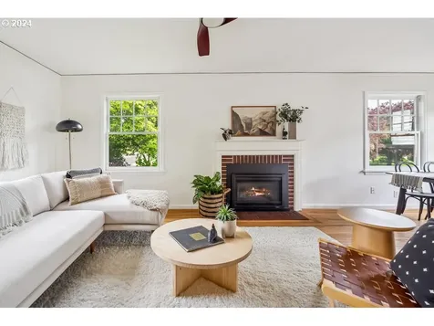 7207 Ne Skidmore Street Portland OR 97218