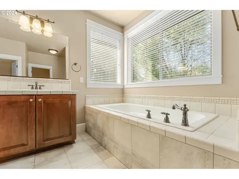 15713 Tara Place Lake Oswego OR 97035