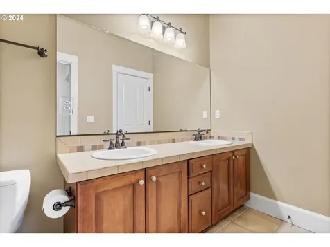 15713 Tara Place Lake Oswego OR 97035