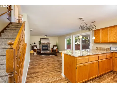 4548 Glacier Street Springfield OR 97478