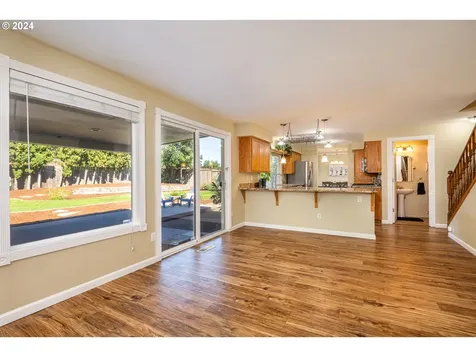 4548 Glacier Street Springfield OR 97478