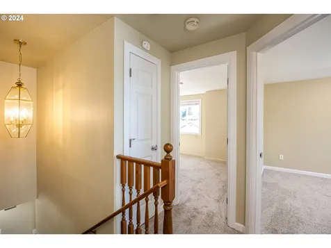 4548 Glacier Street Springfield OR 97478