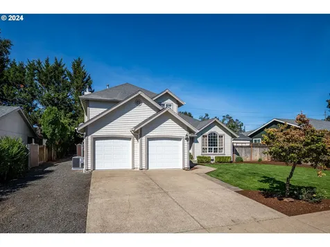 4548 Glacier Street Springfield OR 97478
