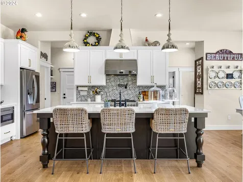 33268 Primrose Lane Warrenton OR 97146