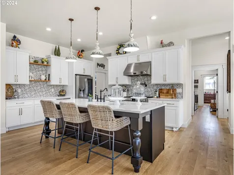 33268 Primrose Lane Warrenton OR 97146