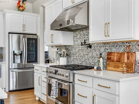 33268 Primrose Lane Warrenton OR 97146