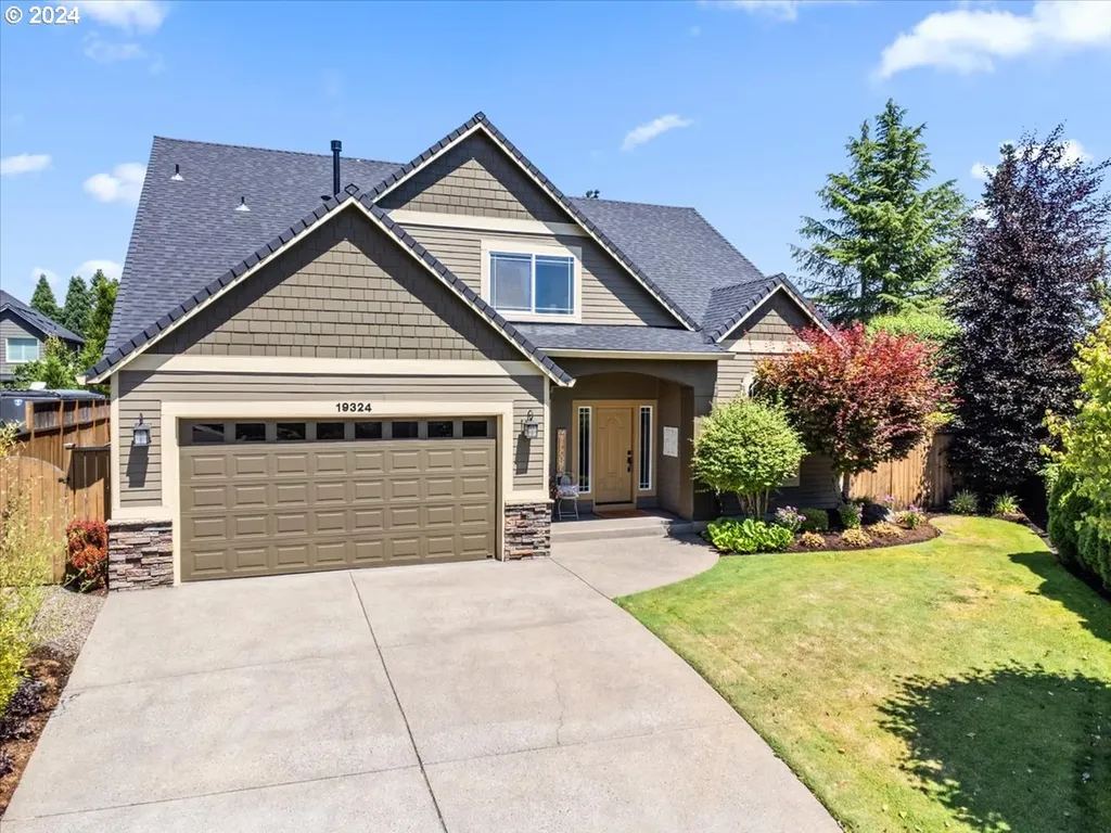 19324 Mayfly Court Oregon City OR 97045