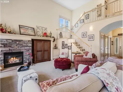 19324 Mayfly Court Oregon City OR 97045