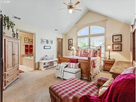 19324 Mayfly Court Oregon City OR 97045