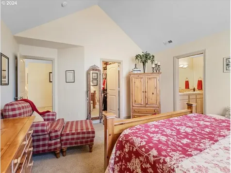 19324 Mayfly Court Oregon City OR 97045