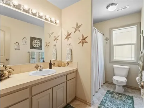 19324 Mayfly Court Oregon City OR 97045