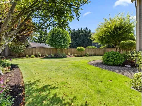 19324 Mayfly Court Oregon City OR 97045